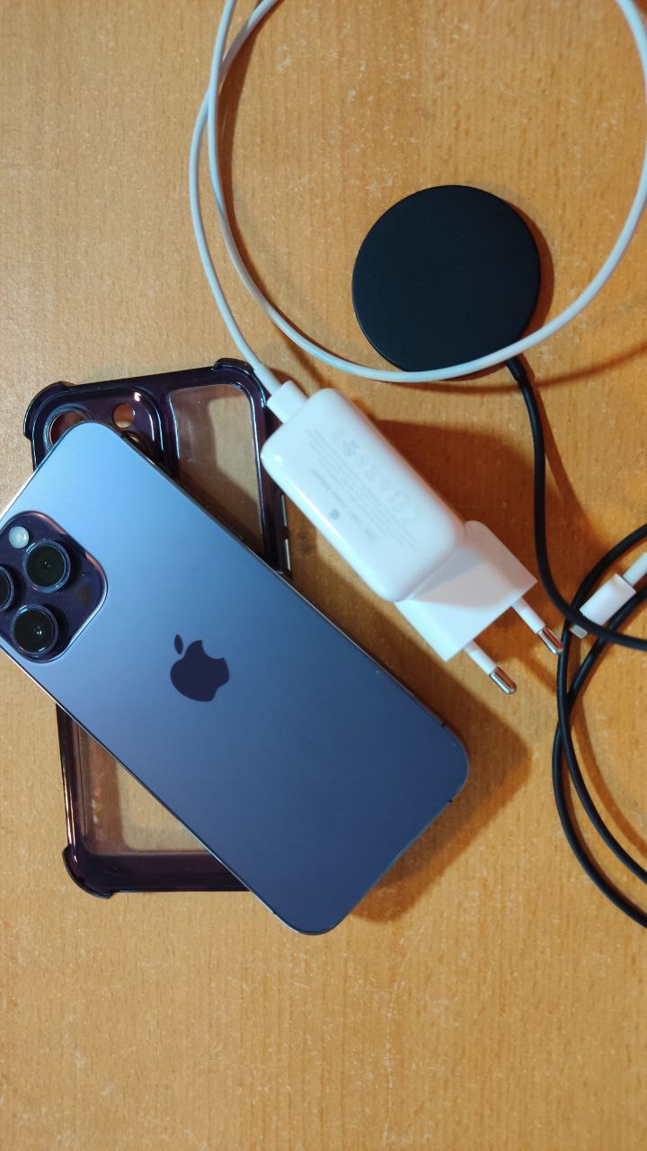 MagTech™ Magnetic Wireless Charger for iPhone and AirPods